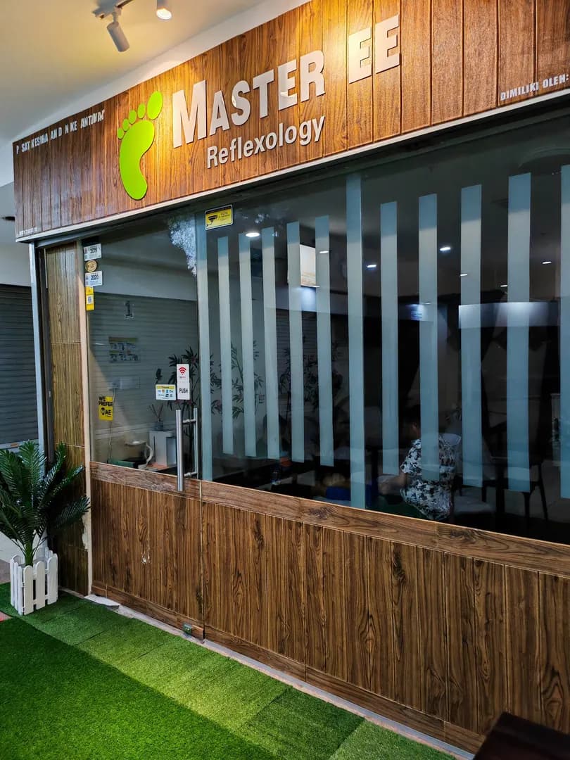 MASTER EE REFLEXOLOGY@JayaGrocer DP - Body & Foot Massage, Urut Kaki, Urut Badan, Bekam, Sengkak, Tungku, Urut Wanita 按摩 photo 2